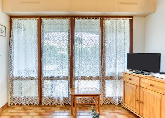 Apartment Plain Pied Cap